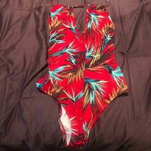 Red Leaves One Piece